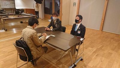 小規模ミーティングとして - 瑞巖寺檀信徒多目的会館「和晃庵」 テントサウナ（裏庭）の室内の写真