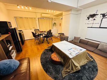 部屋全体 - 【東門街】ワールドワイド神戸 ワールドワイド神戸【東門街】∼Worldwide KOBE の室内の写真