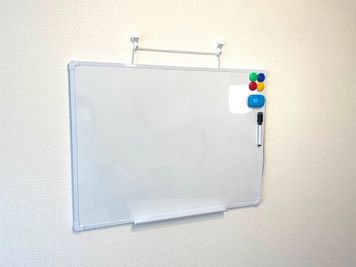 レンタルサロンLiLi 藤沢朝日町 藤沢駅10分　会議室　1時間1400円の設備の写真