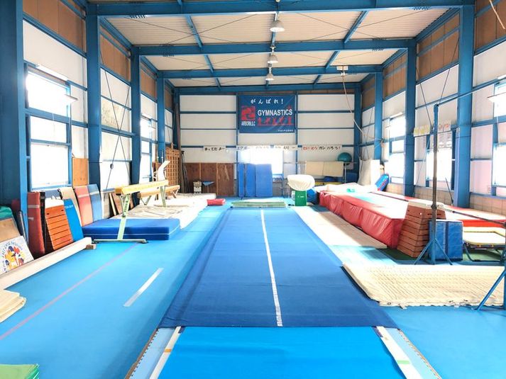 エアボーンスポーツクラブ - エアボーンスポーツクラブ