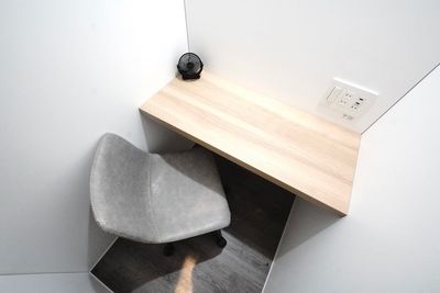 ＜SpemaBOX蔵前駅No.1＞1人用完全個室💼駅徒歩30秒🚃光回線Wi-Fi📶電源🔌テレワーク/Web面談/作業 - 【SpemaBOX蔵前駅】