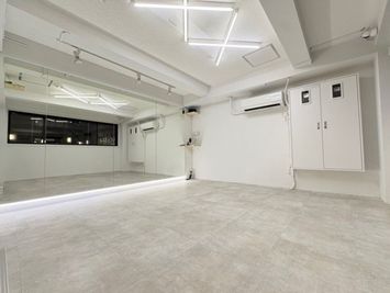 【横浜東口Dst】 - BUZZ横浜東口レンタルスタジオ 