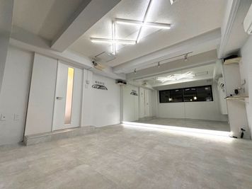 BUZZ横浜東口レンタルスタジオ  Dstの室内の写真