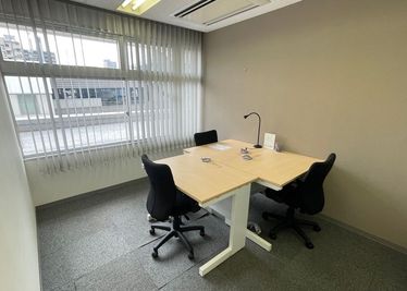 Regus オフィススペース（個室）｜落ち着いた環境で使える独立型ワークスペース - リージャス会議室 岡山第一セントラル