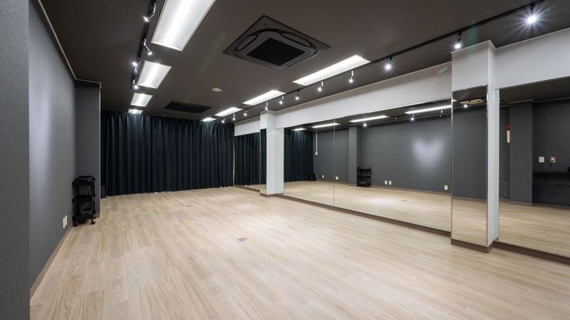 レンタルダンススタジオ　CLOVER二条駅店 - レンタルスペースCLOVER