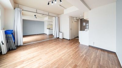 高さ2mの大型鏡 - Space AKARI 大宮駅前店 レンタルスタジオ　Space AKARI 大宮駅前店の室内の写真