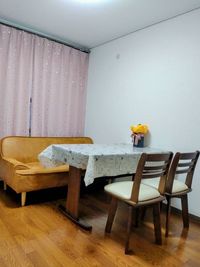 福山市坪生町６丁目 貸しスペース1 レンタルスペース　６畳洋室１部屋　面談ルームの室内の写真
