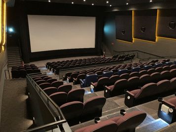 【ユナイテッド・シネマ アクアシティお台場|SC11|249席】映画館が貸切できます!企業イベントから個人利用まで幅広く対応! - ユナイテッド・シネマ アクアシティお台場