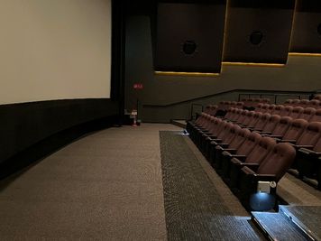 ユナイテッド・シネマ アクアシティお台場 スクリーン11の室内の写真