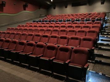 ユナイテッド・シネマ アクアシティお台場 スクリーン2の室内の写真