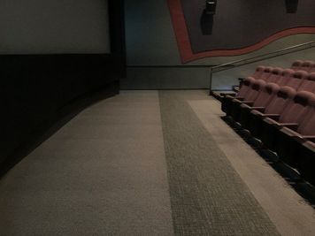 ユナイテッド・シネマ アクアシティお台場 スクリーン4の室内の写真