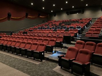 ユナイテッド・シネマ アクアシティお台場 スクリーン7の室内の写真