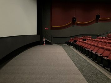 ユナイテッド・シネマ アクアシティお台場 スクリーン7の室内の写真