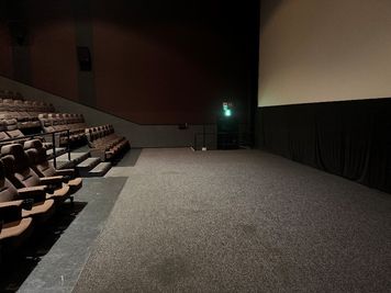 ユナイテッド・シネマ豊洲 スクリーン2の室内の写真