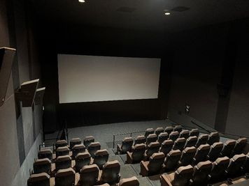【ユナイテッド・シネマ豊洲|SC5|70席】映画館が貸切できます!企業イベントから個人利用まで幅広く対応! - ユナイテッド・シネマ豊洲