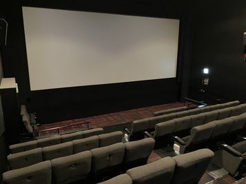 【ユナイテッド・シネマとしまえん｜SC6｜93席】映画館が貸切できます！企業イベントから個人利用まで幅広く対応！ - ユナイテッド・シネマとしまえん