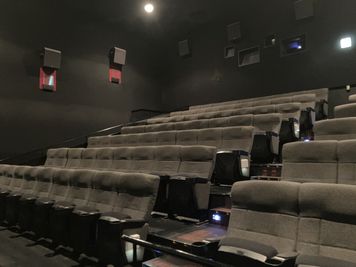 ユナイテッド・シネマとしまえん スクリーン6の室内の写真