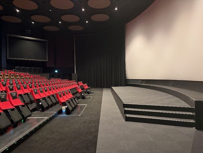 スクリーン12 - ローソン・ユナイテッドシネマ STYLE-S みなとみらい