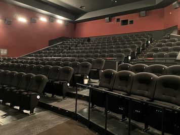 ローソン・ユナイテッドシネマ札幌 スクリーン2の室内の写真