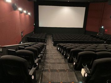 【ローソン・ユナイテッドシネマ札幌|SC9|284席】映画館が貸切できます!企業イベントから個人利用まで幅広く対応! - ローソン・ユナイテッドシネマ札幌