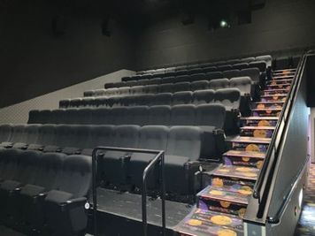 シネプレックス旭川 スクリーン3の室内の写真