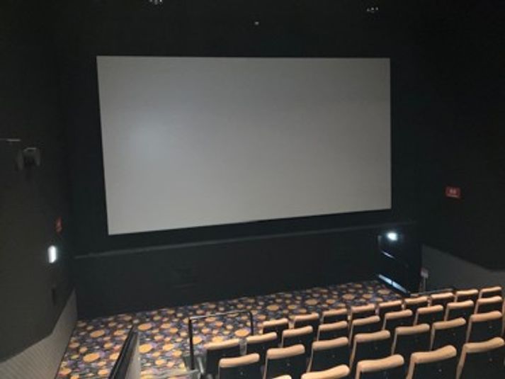 スクリーン4 - シネプレックス旭川