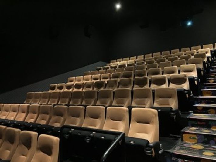 スクリーン4 - シネプレックス旭川