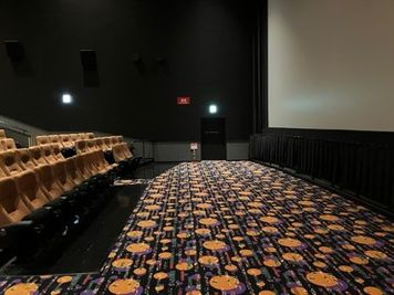 シネプレックス旭川 スクリーン6の室内の写真