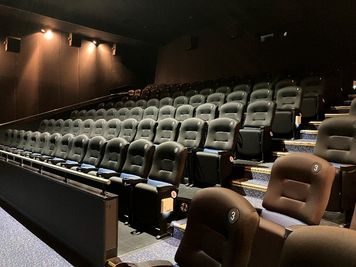 ローソン・ユナイテッドシネマ入間 スクリーン3の室内の写真