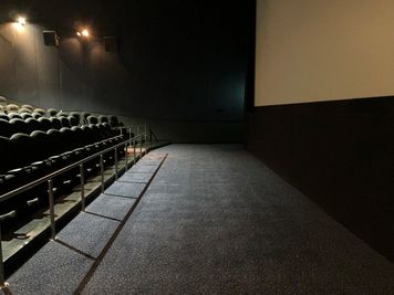 ローソン・ユナイテッドシネマ入間 スクリーン3の室内の写真