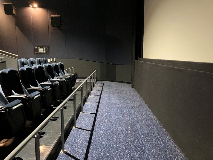 スクリーン5 - ローソン・ユナイテッドシネマ入間