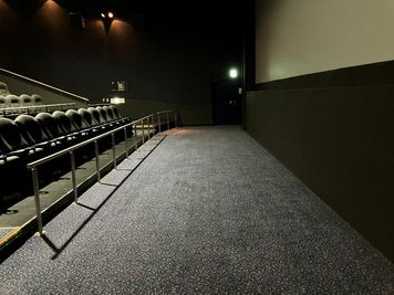 ローソン・ユナイテッドシネマ入間 スクリーン7の室内の写真