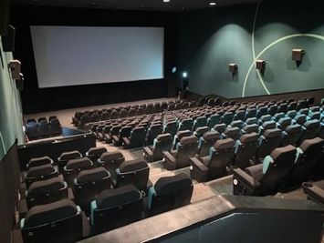 【ユナイテッド・シネマ春日部|SC1|258席】映画館が貸切できます!企業イベントから個人利用まで幅広く対応! - ユナイテッド・シネマ春日部