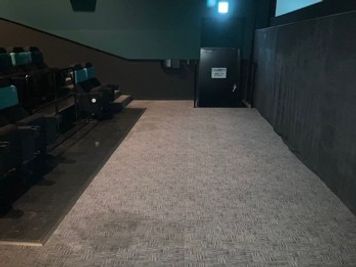 ユナイテッド・シネマ春日部 スクリーン2の室内の写真