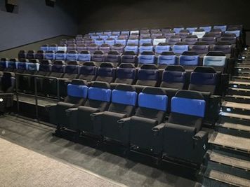 ユナイテッド・シネマ春日部 スクリーン6の室内の写真