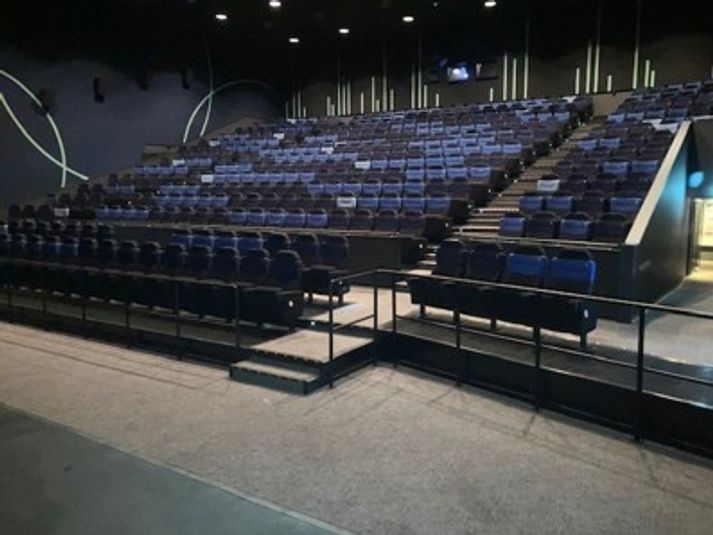 スクリーン8 - ユナイテッド・シネマ春日部