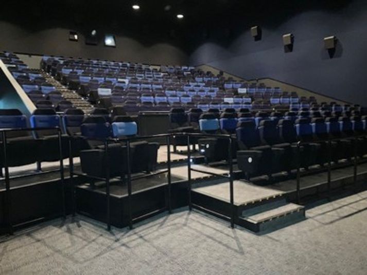 スクリーン9 - ユナイテッド・シネマ春日部