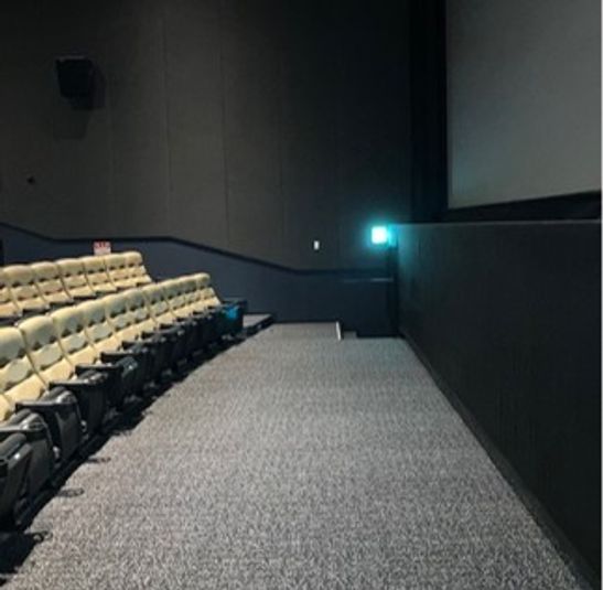 スクリーン3 - ユナイテッド・シネマわかば