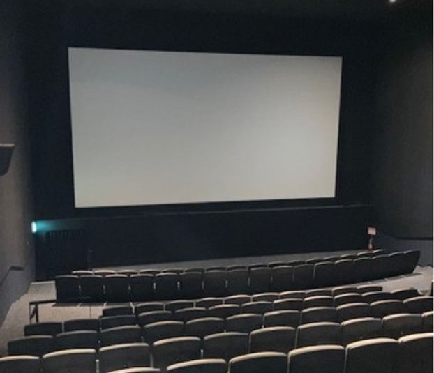 スクリーン4 - ユナイテッド・シネマわかば