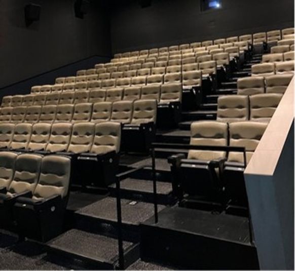 スクリーン7 - ユナイテッド・シネマわかば