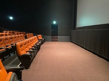 ユナイテッド・シネマ新座 スクリーン3の室内の写真
