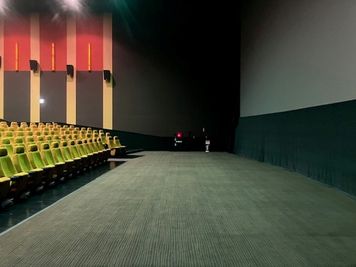 ユナイテッド・シネマ ウニクス上里 スクリーン5の室内の写真