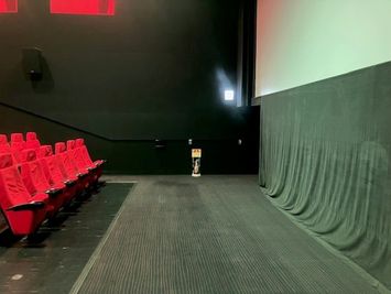 ユナイテッド・シネマ ウニクス上里 スクリーン7の室内の写真