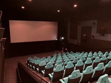 【ユナイテッド・シネマ ウニクス南古谷|SC3|109席】映画館が貸切できます!企業イベントから個人利用まで幅広く対応! - ユナイテッド・シネマ ウニクス南古谷