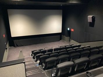 【ユナイテッド・シネマ ウニクス秩父｜SC4｜63席】映画館が貸切できます！企業イベントから個人利用まで幅広く対応！ - ユナイテッド・シネマ ウニクス秩父