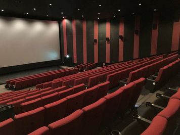 【ユナイテッド・シネマ アシコタウンあしかが｜SC8｜391席】映画館が貸切できます！企業イベントから個人利用まで幅広く対応！ - ユナイテッド・シネマ アシコタウンあしかが