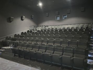 ローソン・ユナイテッドシネマ 前橋 スクリーン8の室内の写真