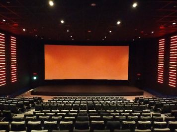 【ユナイテッド・シネマ幕張｜SC10｜424席】映画館が貸切できます！企業イベントから個人利用まで幅広く対応！ - ユナイテッド・シネマ幕張