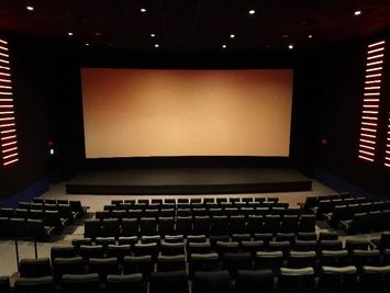 【ユナイテッド・シネマ幕張｜SC7｜273席】映画館が貸切できます！企業イベントから個人利用まで幅広く対応！ - ユナイテッド・シネマ幕張