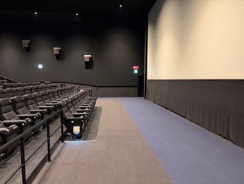 ユナイテッド・シネマ テラスモール松戸 スクリーン4の室内の写真
